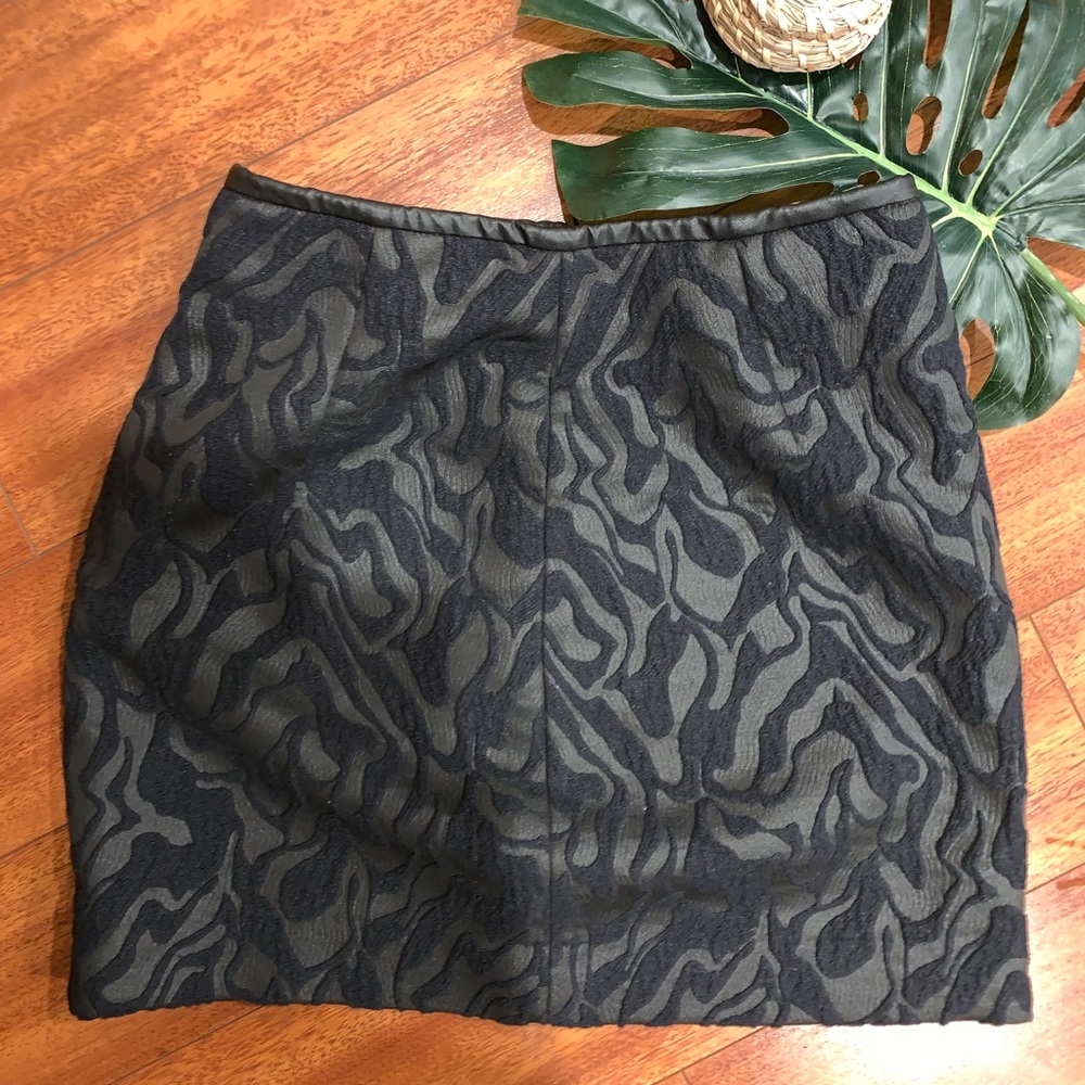 Zara Textured Mini Skirt
